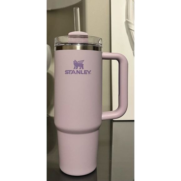 NWT Stanley Quencher H2.0 FlowState Tumbler (Soft Matte) 30oz, Orchid - Picture 2 of 4
